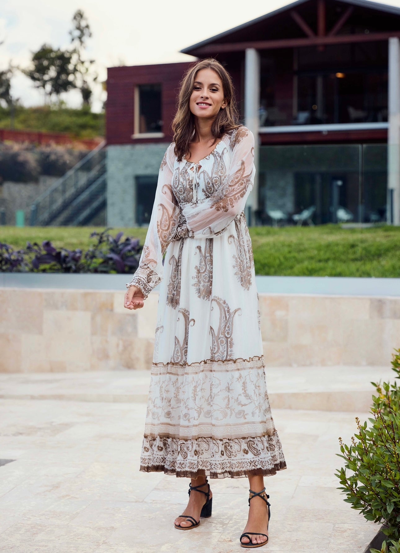 ROBE LEYYA