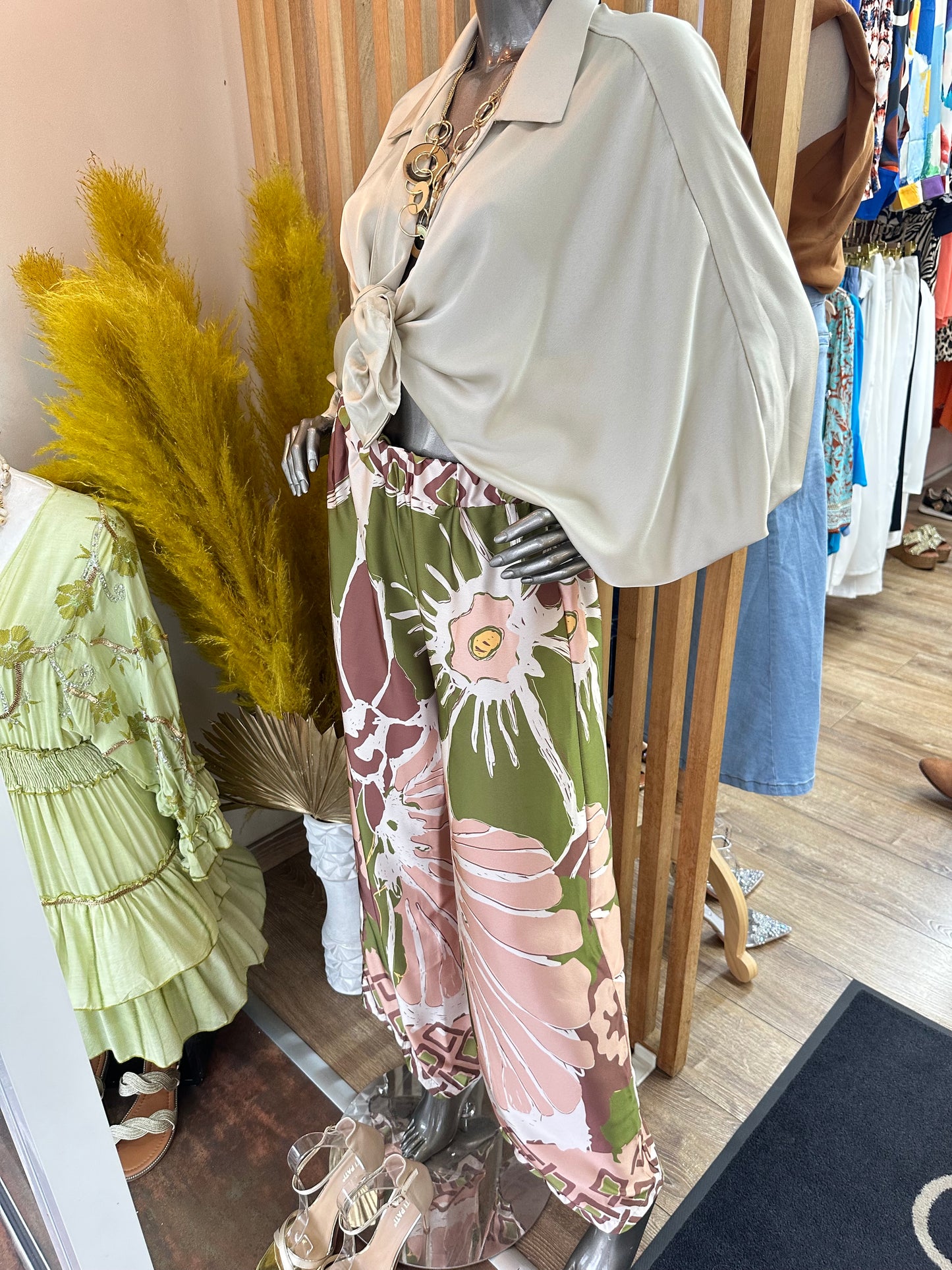 ENSEMBLE FLOWER