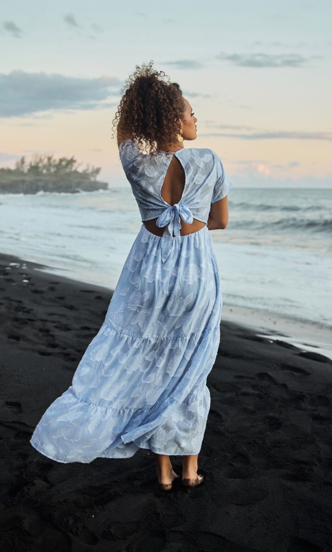 ROBE LEVA