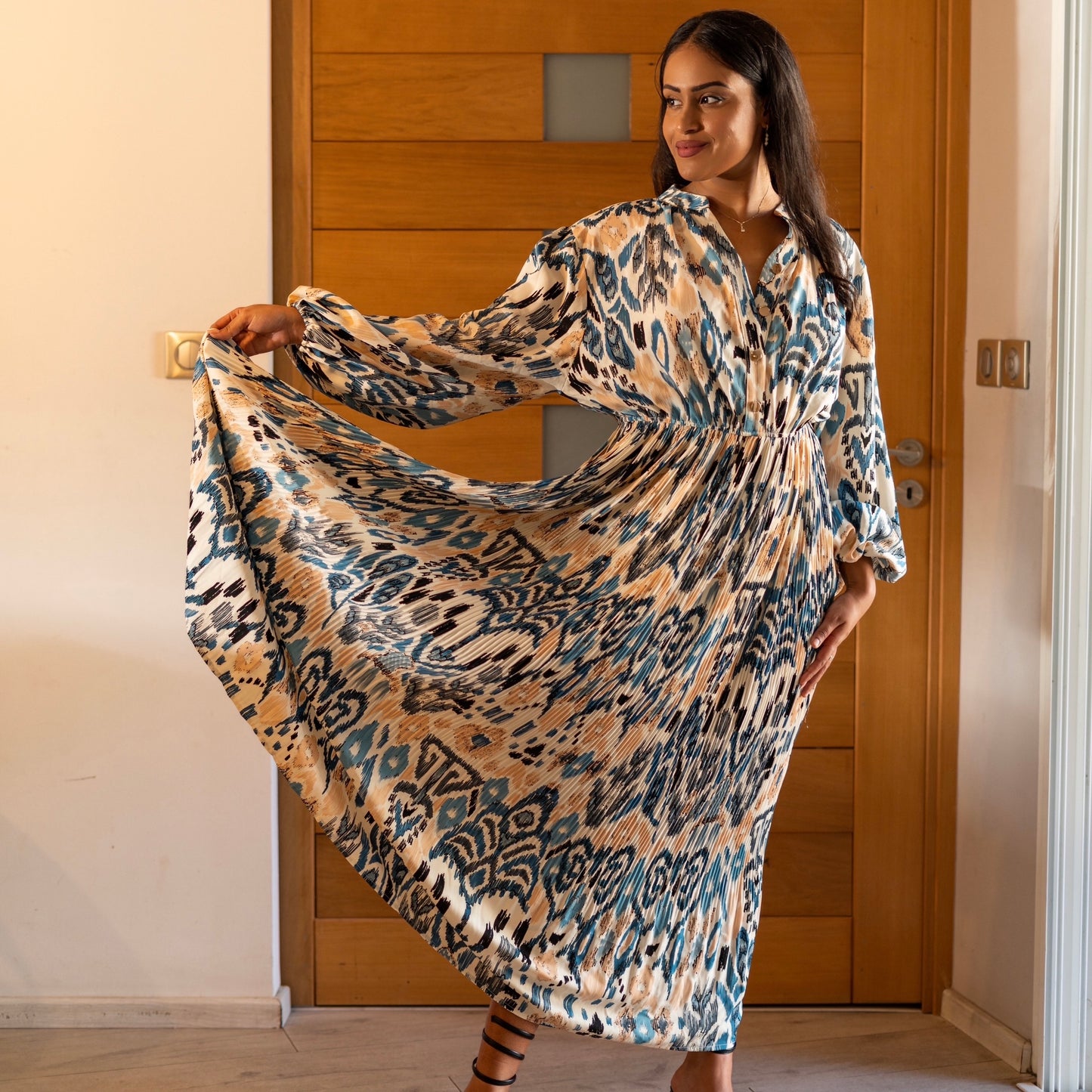 ROBE TAYLOR