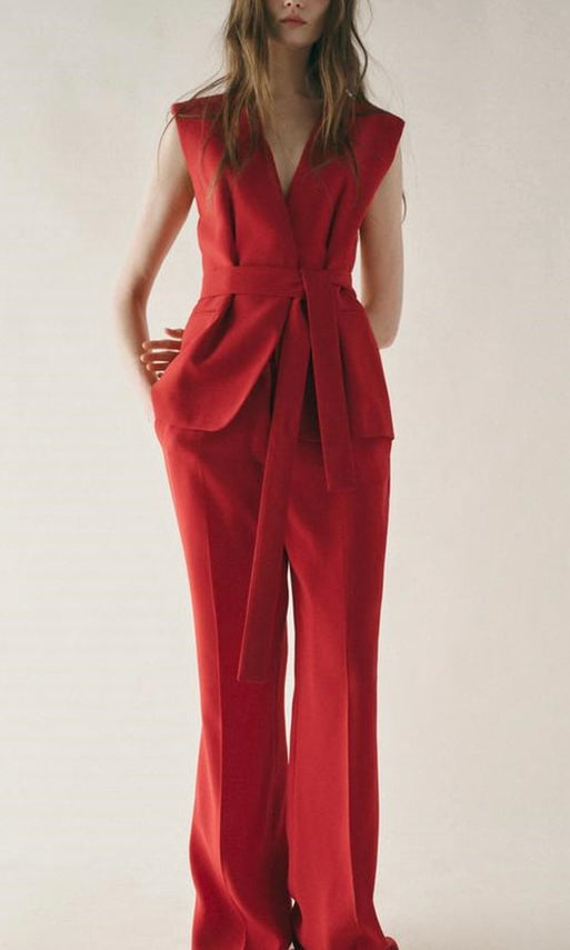 ENSEMBLE ROUGE (précommande)