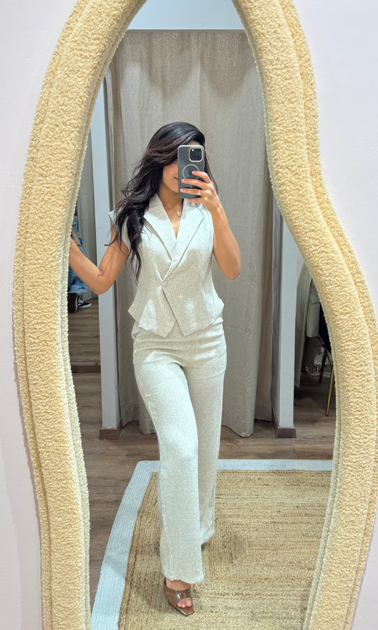 ENSEMBLE GREY