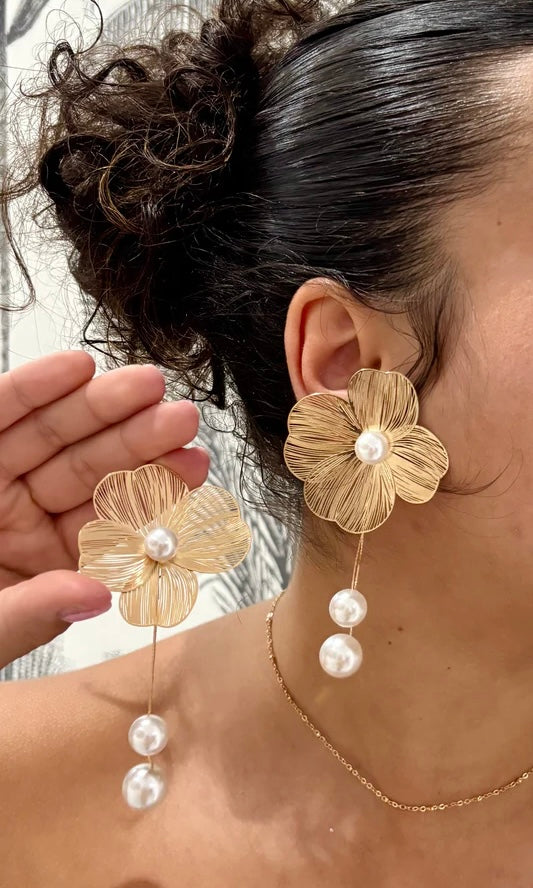 BOUCLE D’OREILLE FLEUR